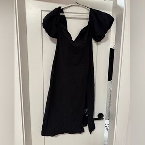 H&M Black Backless Puff Sleeve Dress